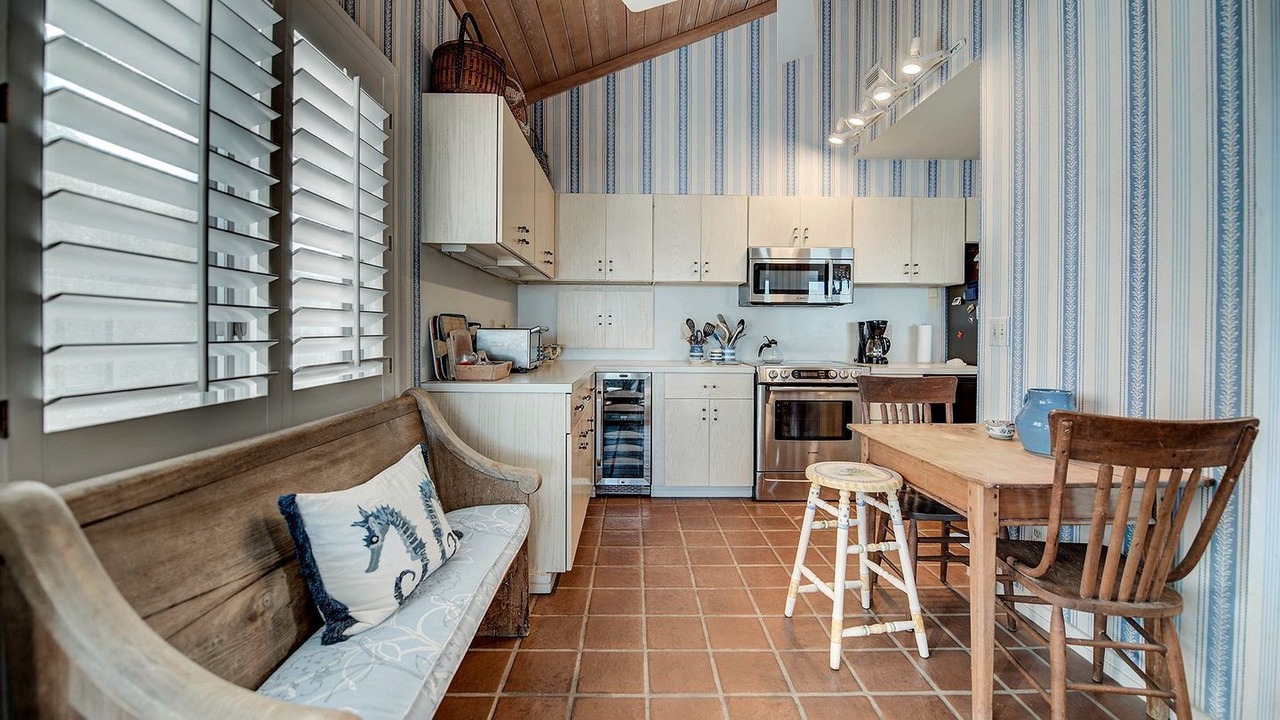 Photo of Kitchen in Debordieu Colony
