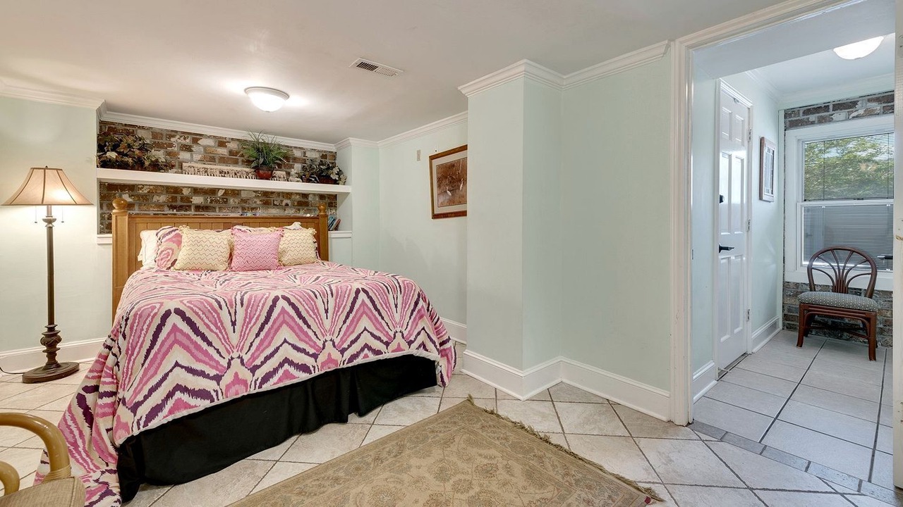 Photo of Bedroom in Debordieu Colony