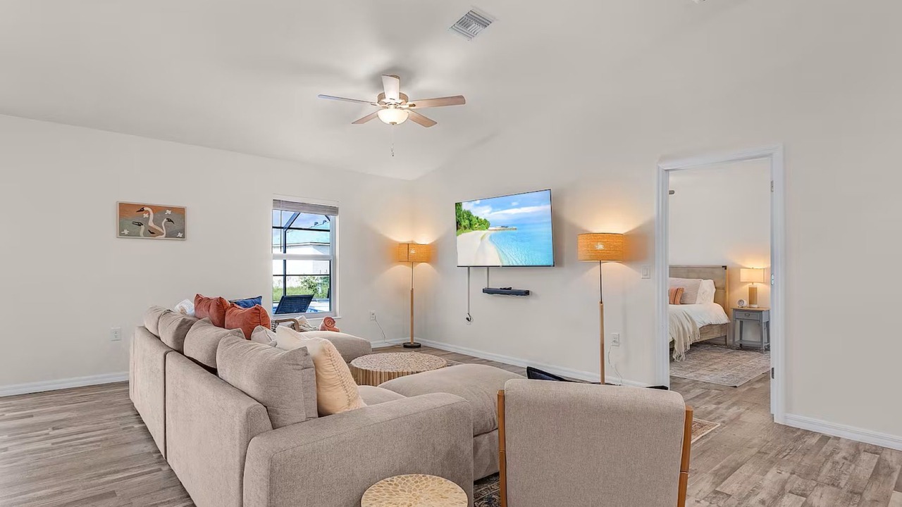 Photo of Livingroom in Mariner