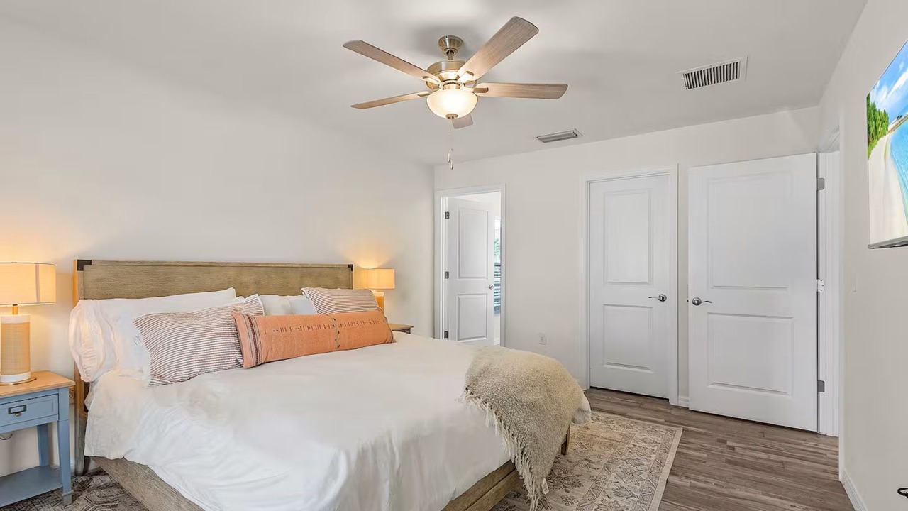 Photo of Bedroom in Mariner