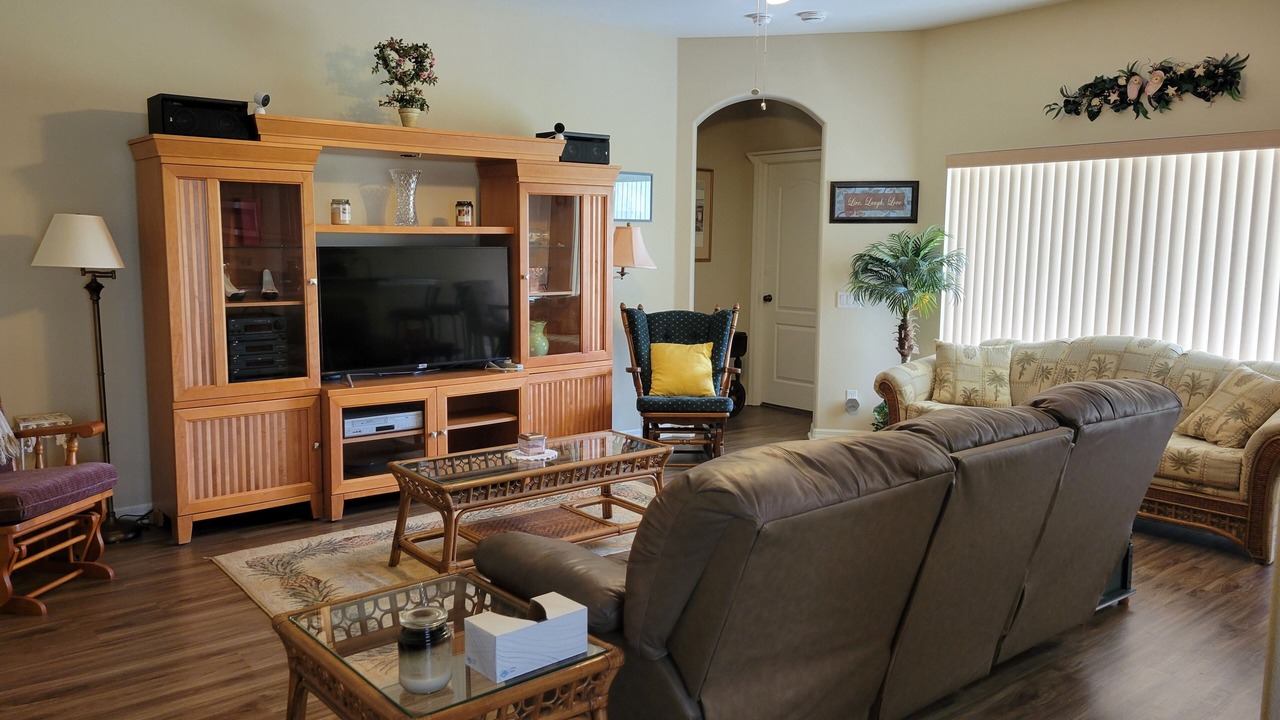 Photo of Livingroom in Trafalgar
