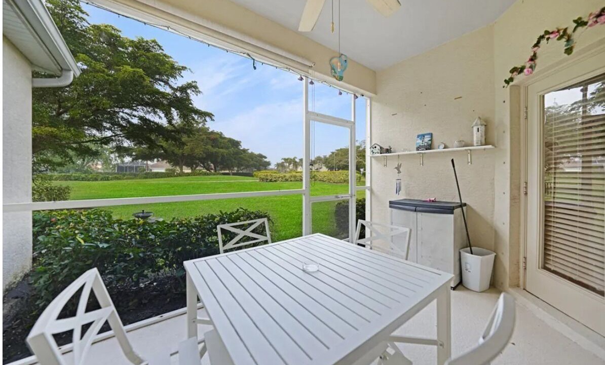 Photo of Outdoor in Trafalgar