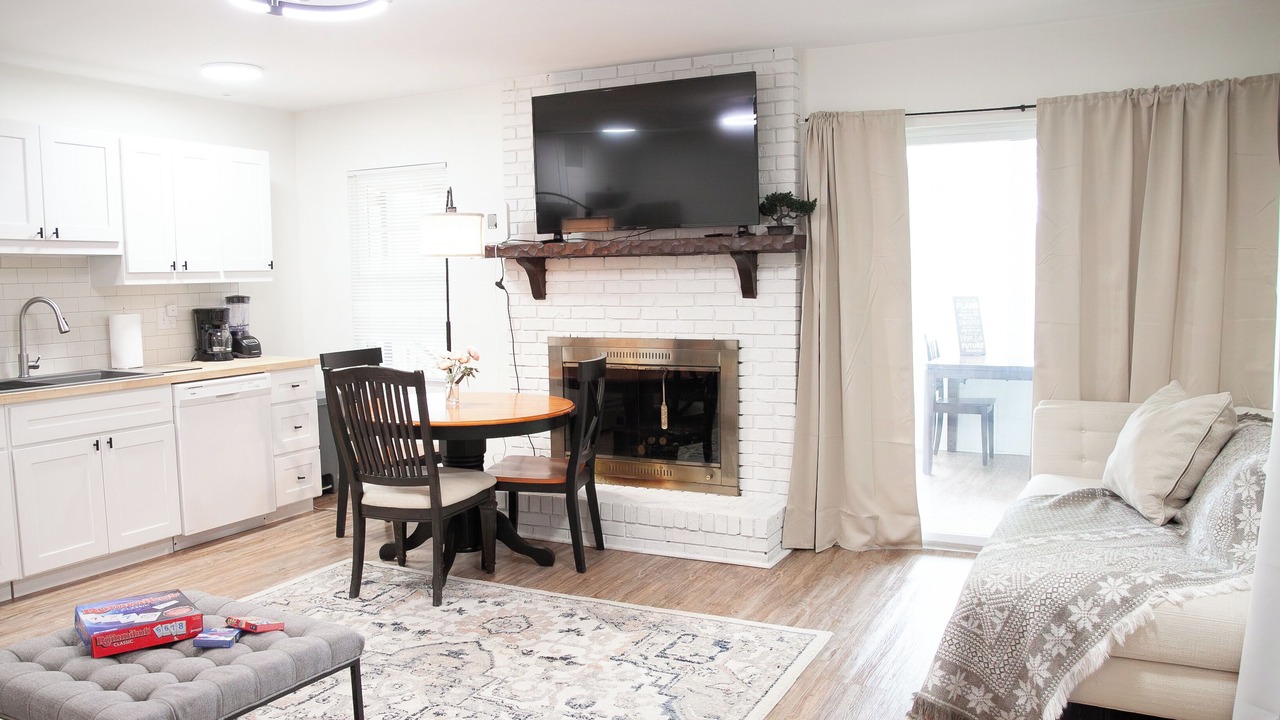 Photo of Livingroom in Boiling Springs