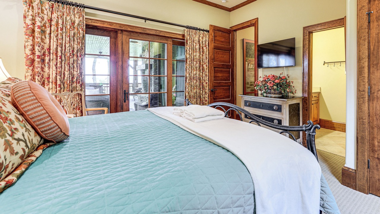 Photo of Bedroom in Cashiers