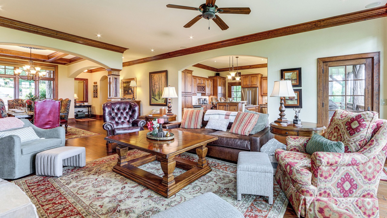 Photo of Livingroom in Cashiers