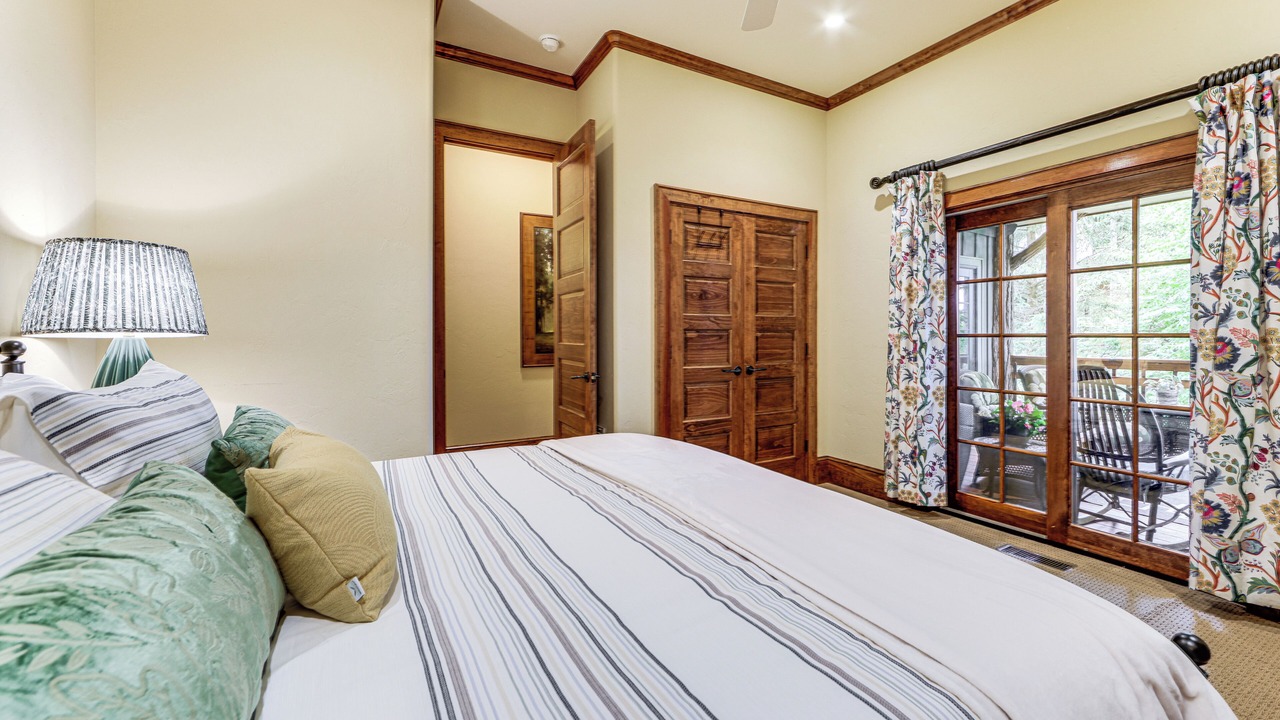 Photo of Bedroom in Cashiers