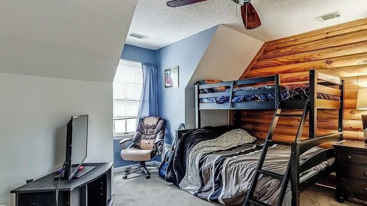 Photo of Bedroom in Eden