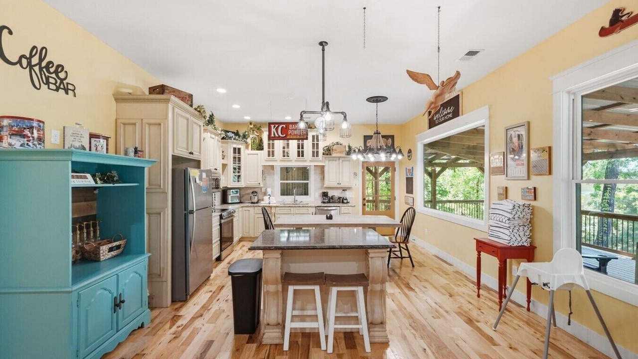 Photo of Kitchen in Kodak