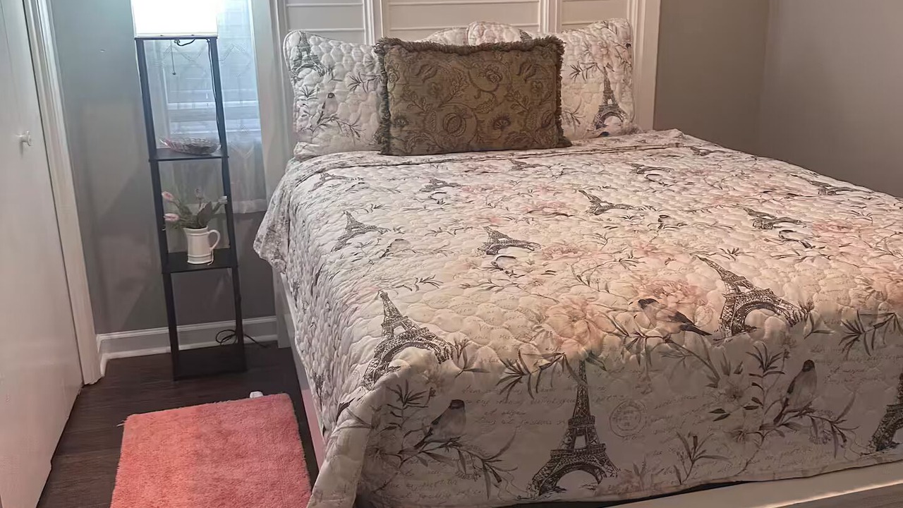 Photo of Bedroom in Evans