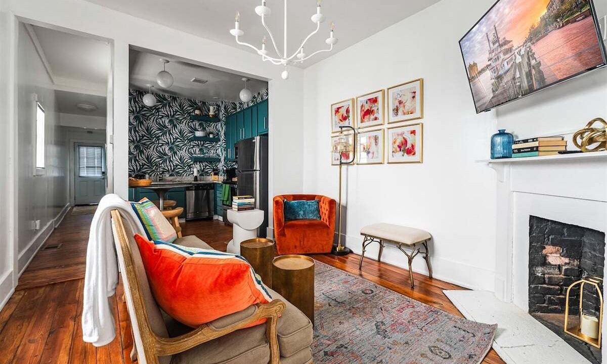 Photo of Livingroom in Dixon Park