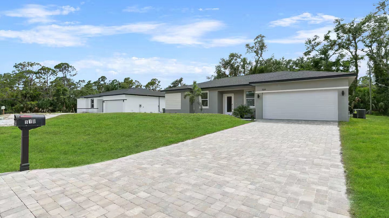 Photo of Outdoor in Port Charlotte