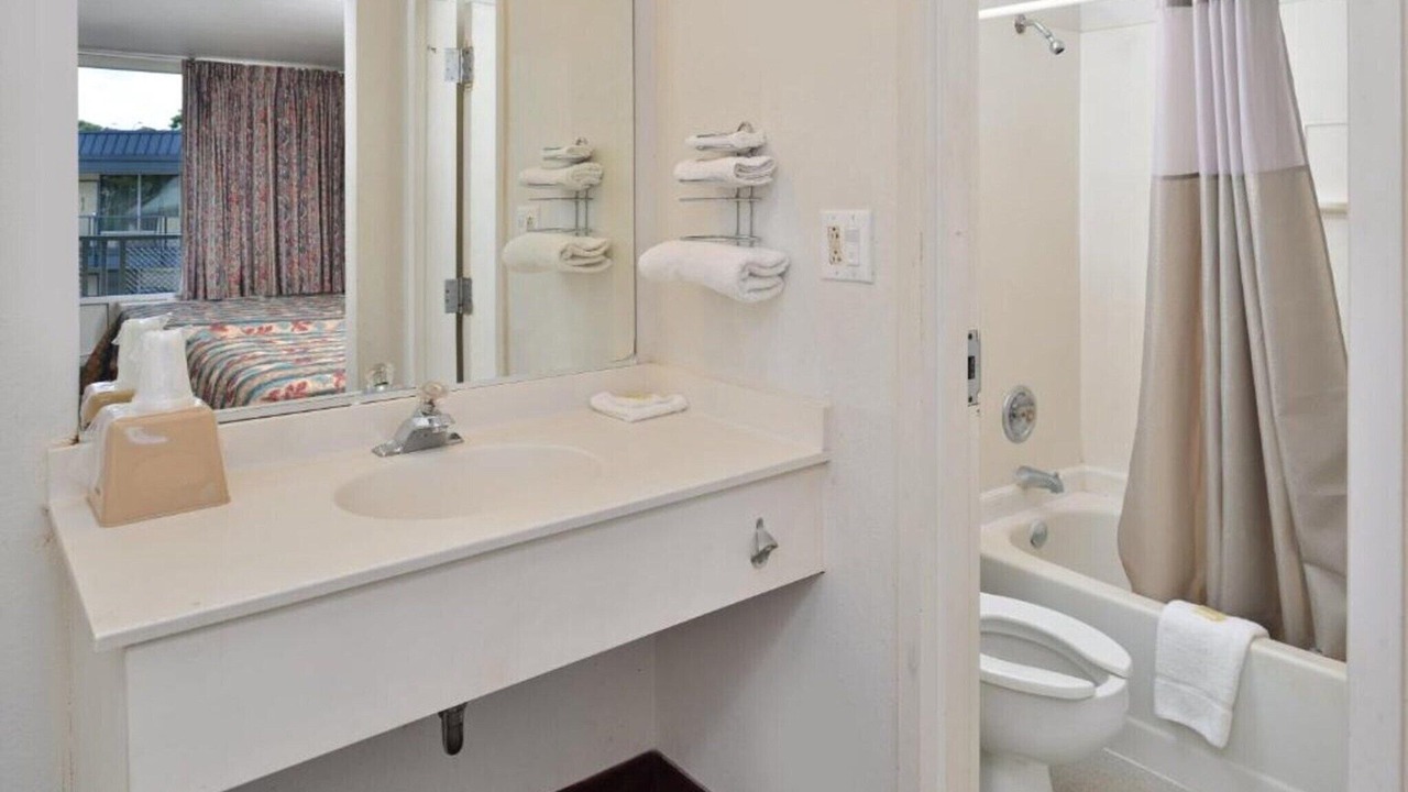 Photo of Bathroom in Gantt