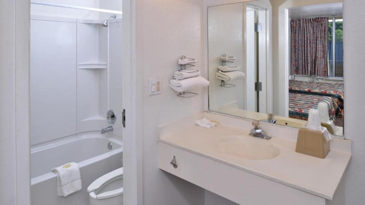 Photo of Bathroom in Gantt