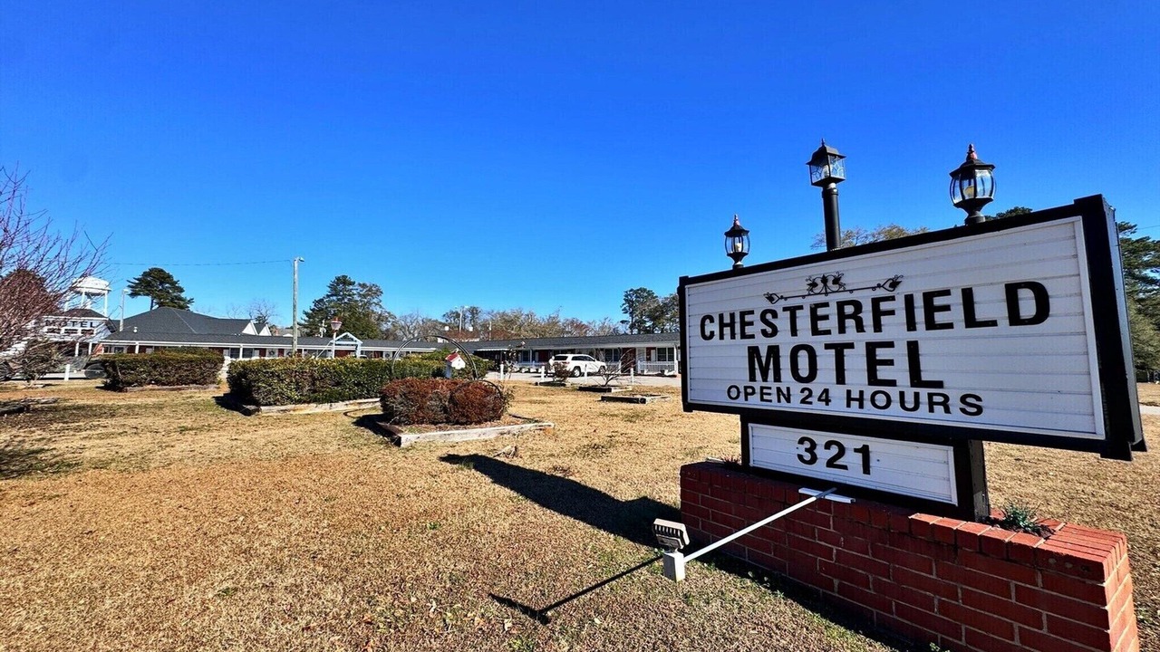 Photo of Outdoor in Chesterfield