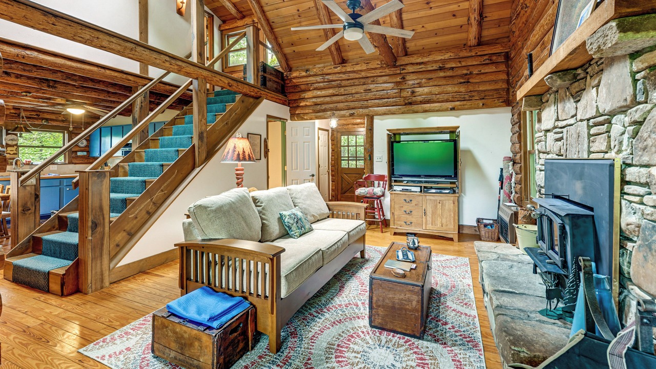 Photo of Livingroom in Lake Toxaway
