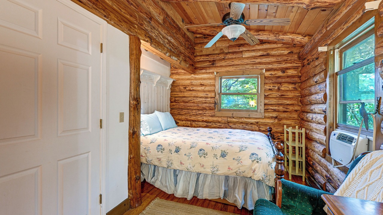 Photo of Others in Lake Toxaway