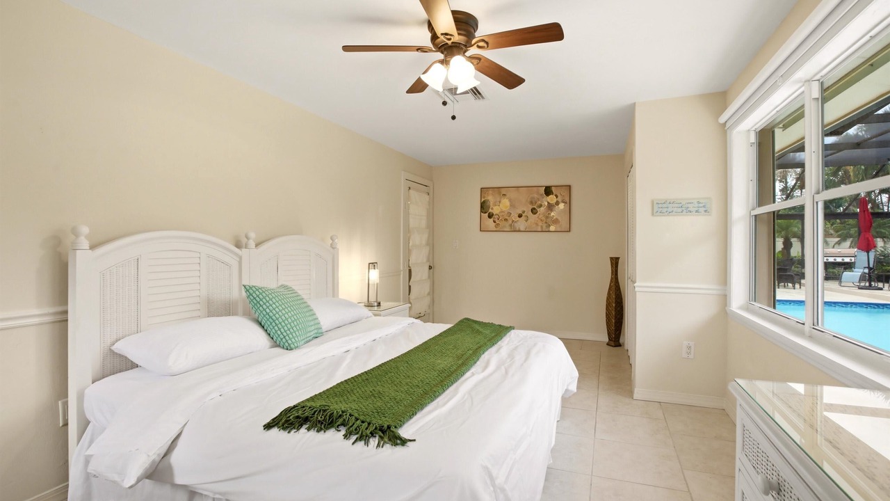 Photo of Bedroom in Palm River Estates