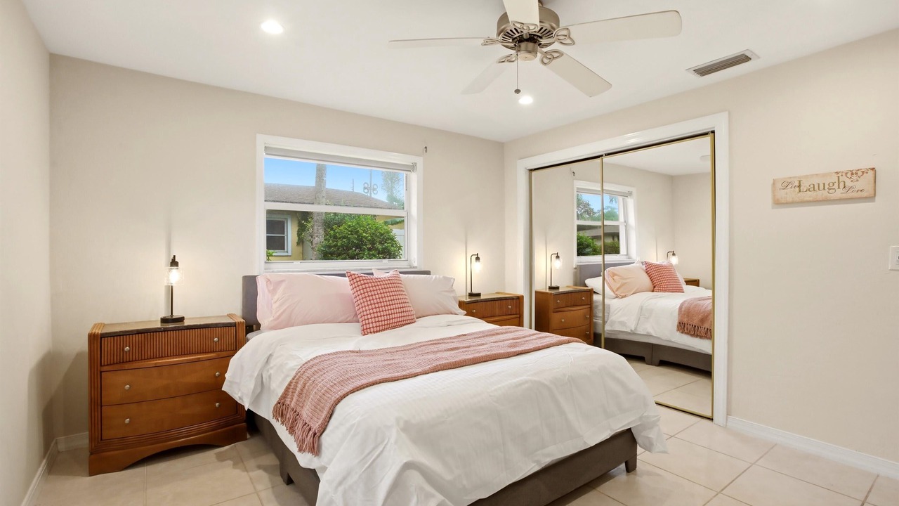 Photo of Bedroom in Palm River Estates
