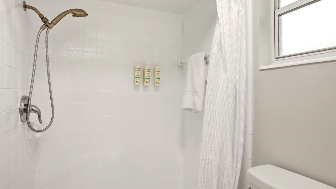 Photo of Bathroom in Palm River Estates