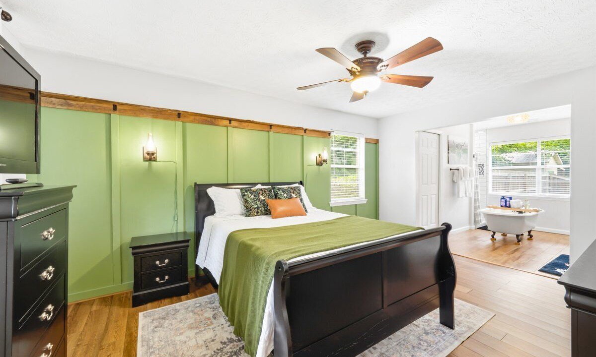 Photo of Bedroom in Bloomingdale