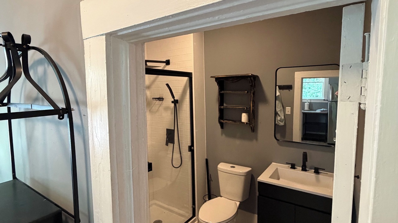 Photo of Bathroom in Carthage