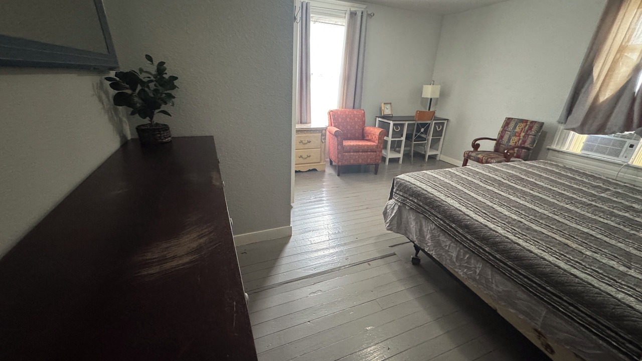 Photo of Bedroom in Winter Haven