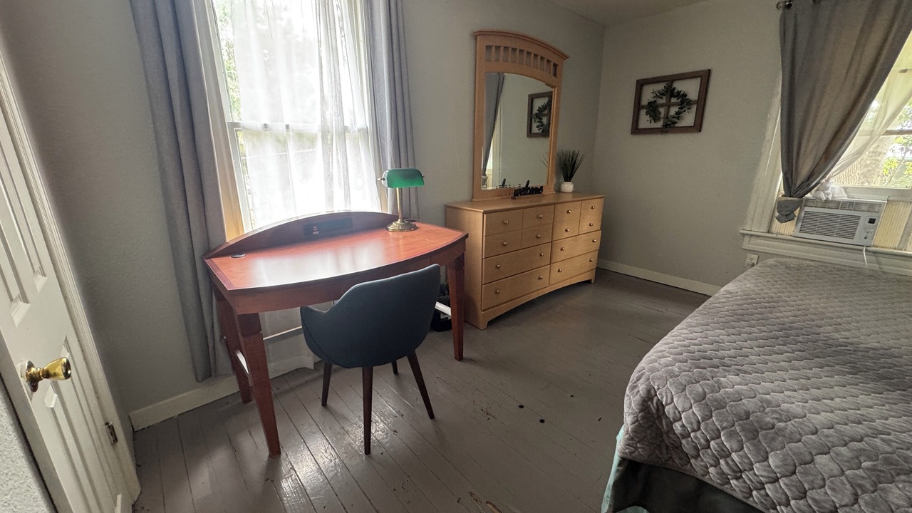 Photo of Bedroom in Winter Haven