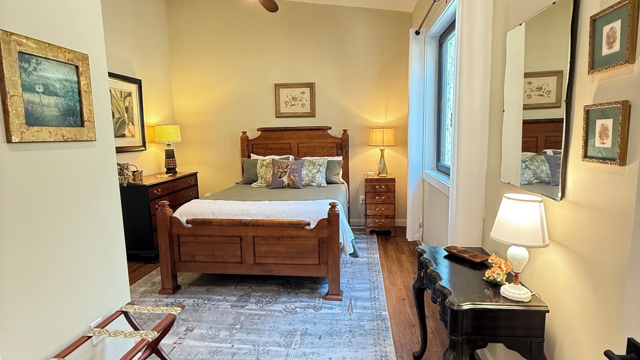 Photo of Bedroom in Tuckasegee