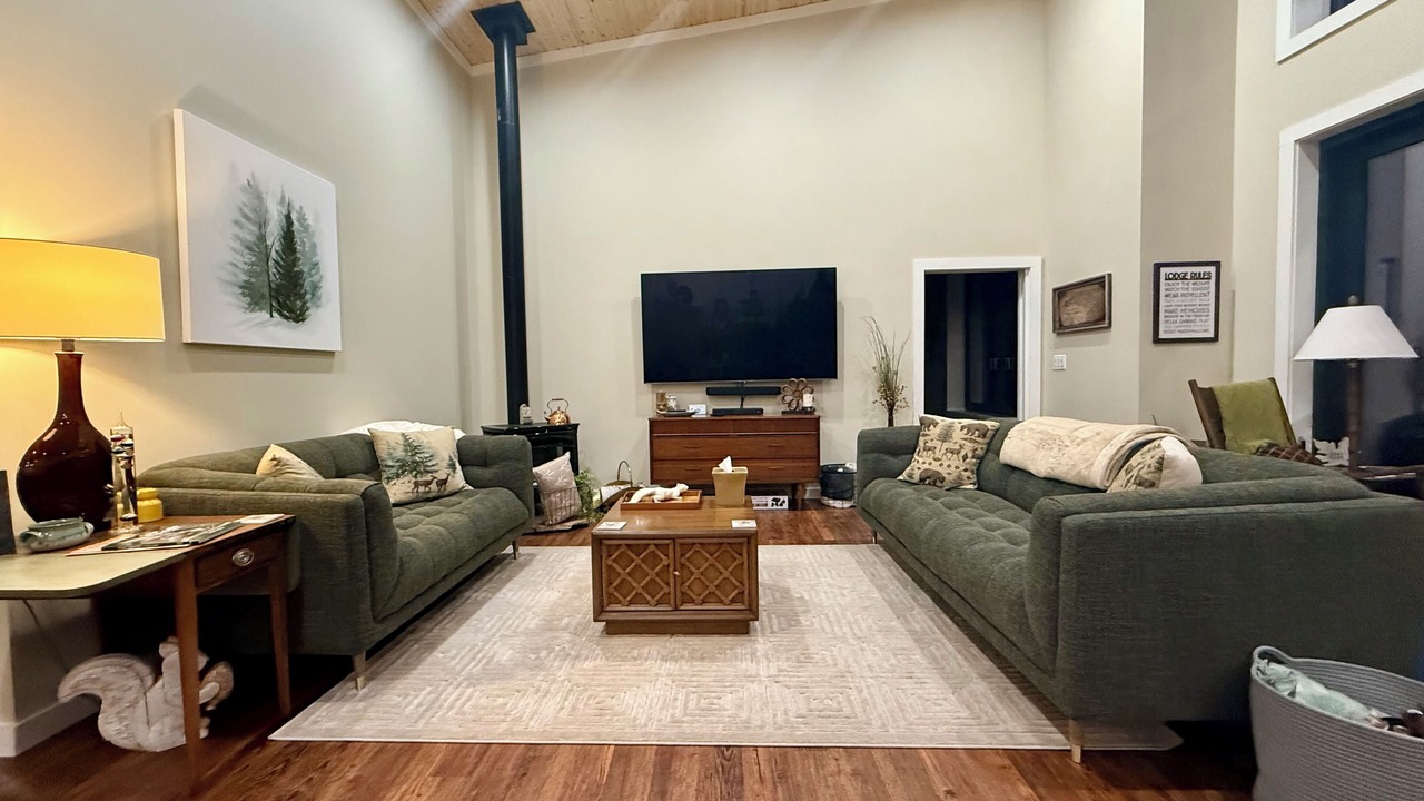 Photo of Livingroom in Tuckasegee