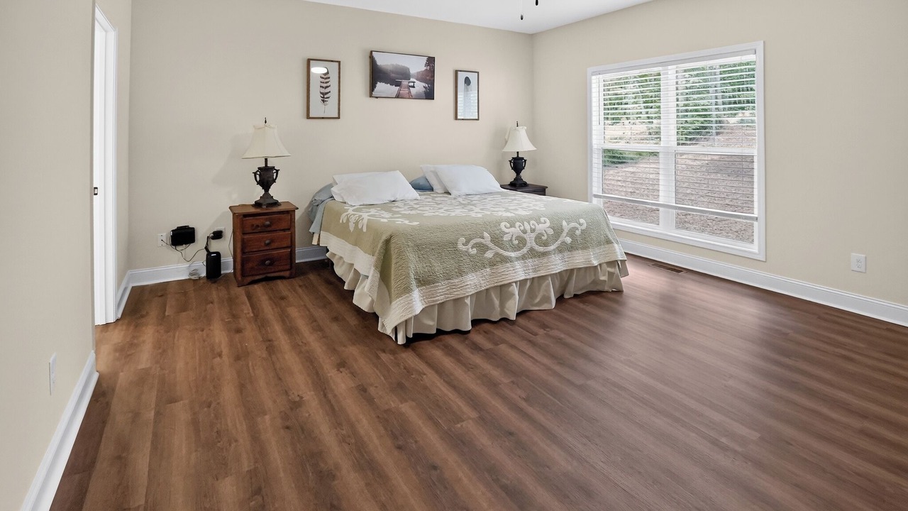 Photo of Bedroom in West Union