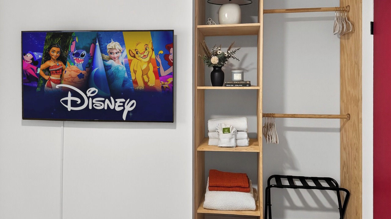 Photo of Bedroom in Sky Lake