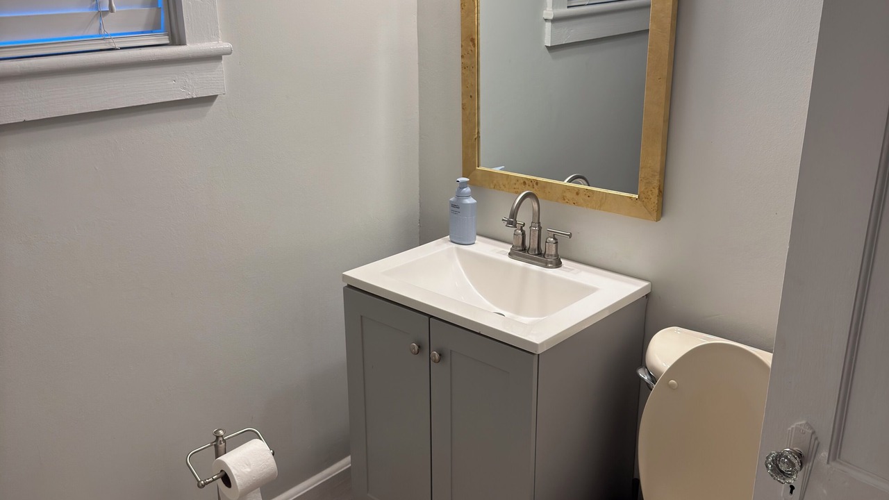 Photo of Bathroom in Garden City