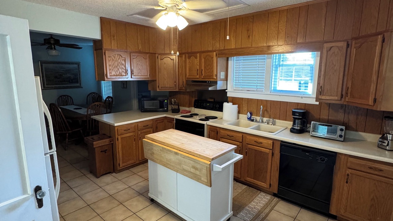 Photo of Kitchen in Garden City