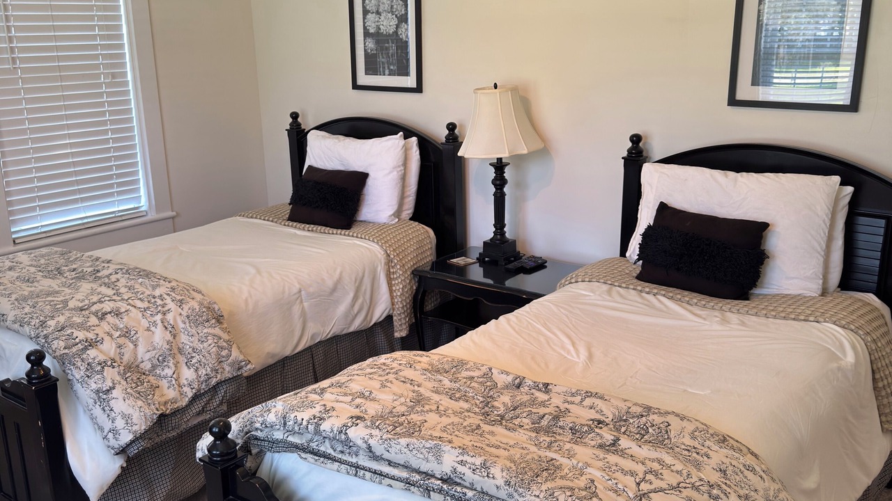 Photo of Bedroom in Garden City