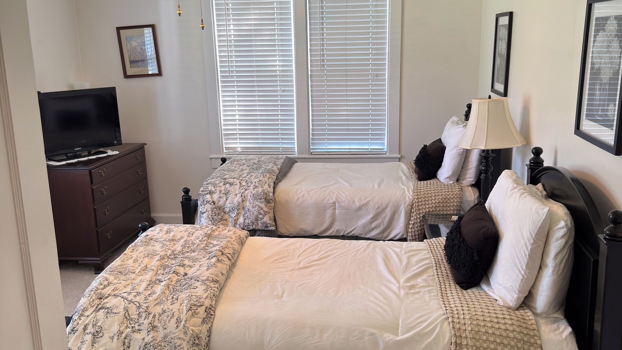 Photo of Bedroom in Garden City