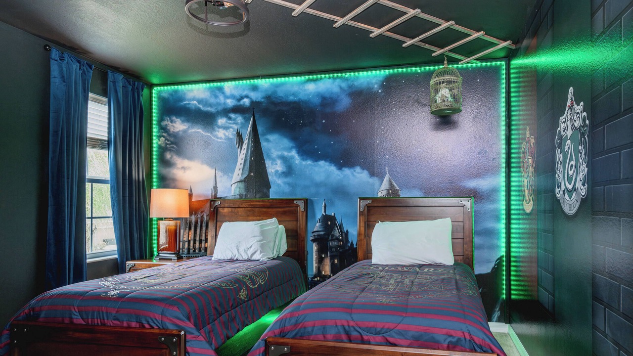 Photo of Bedroom in Veranda Palms