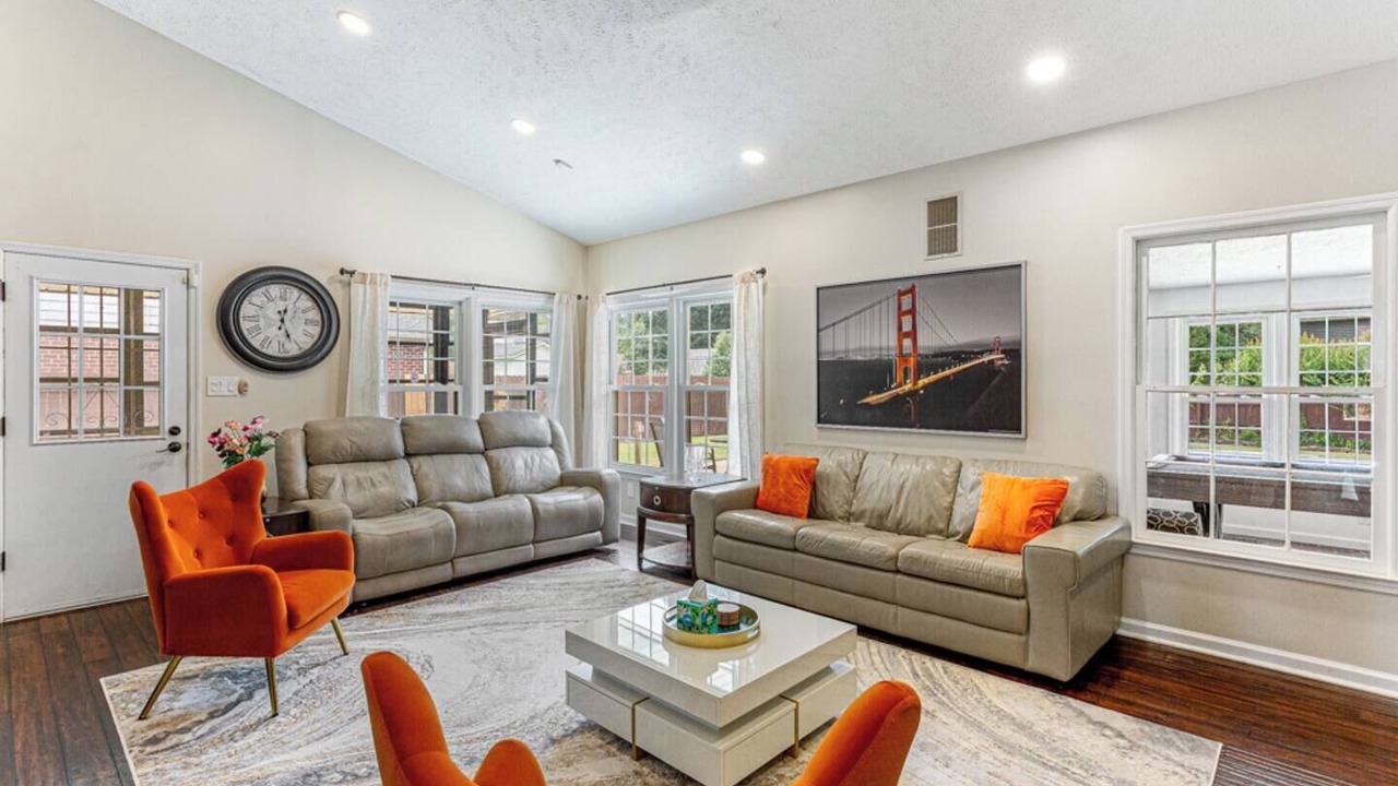 Photo of Livingroom in Terry Sanford