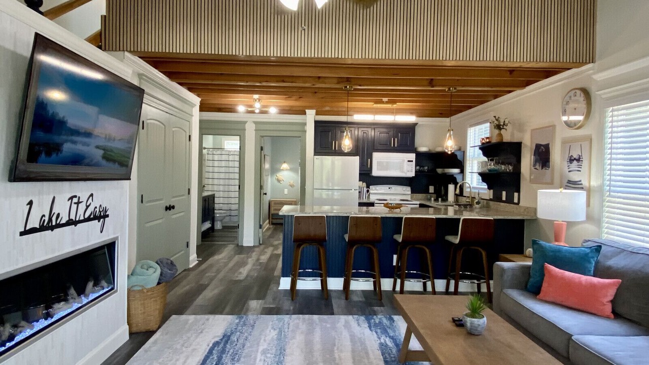 Photo of Livingroom in Leesville