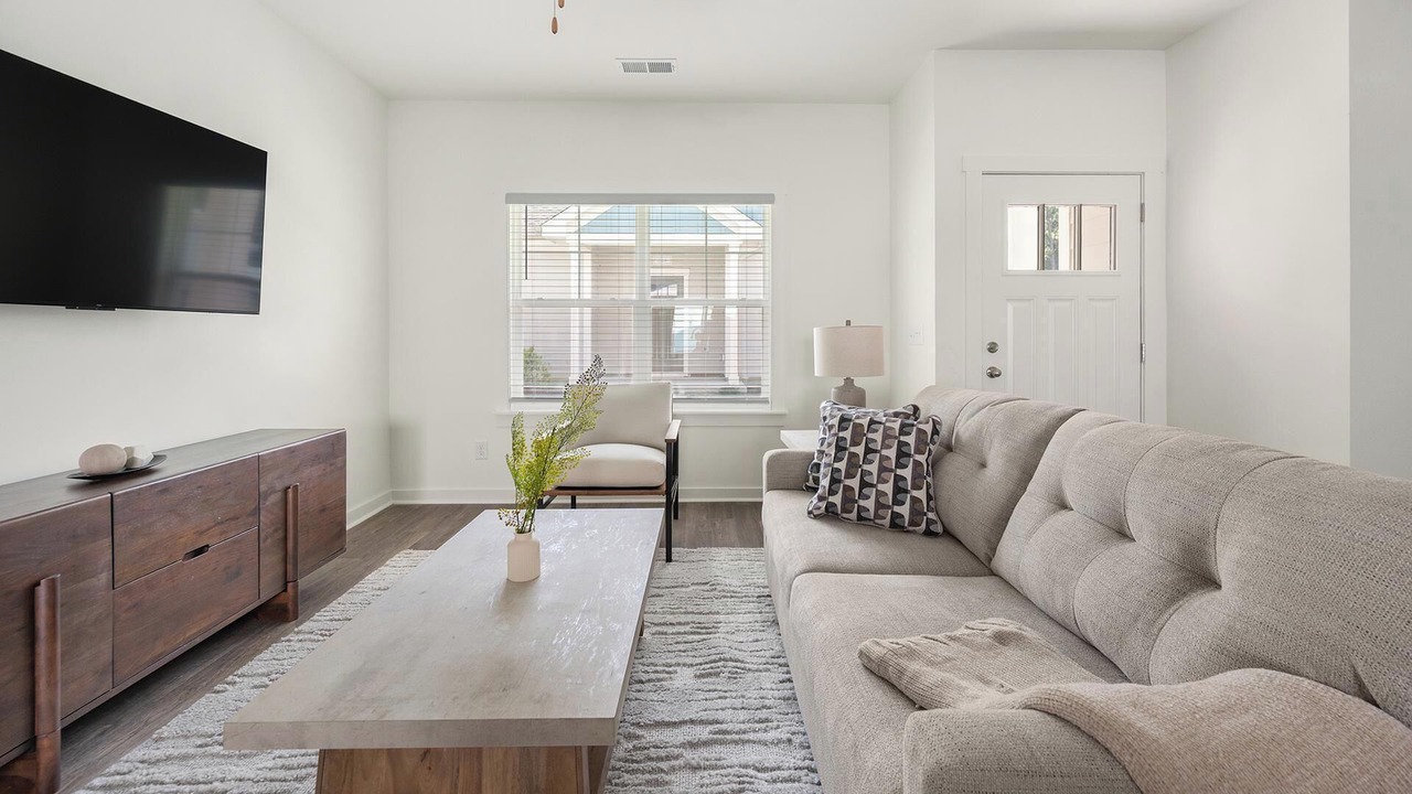 Photo of Livingroom in Port Wentworth