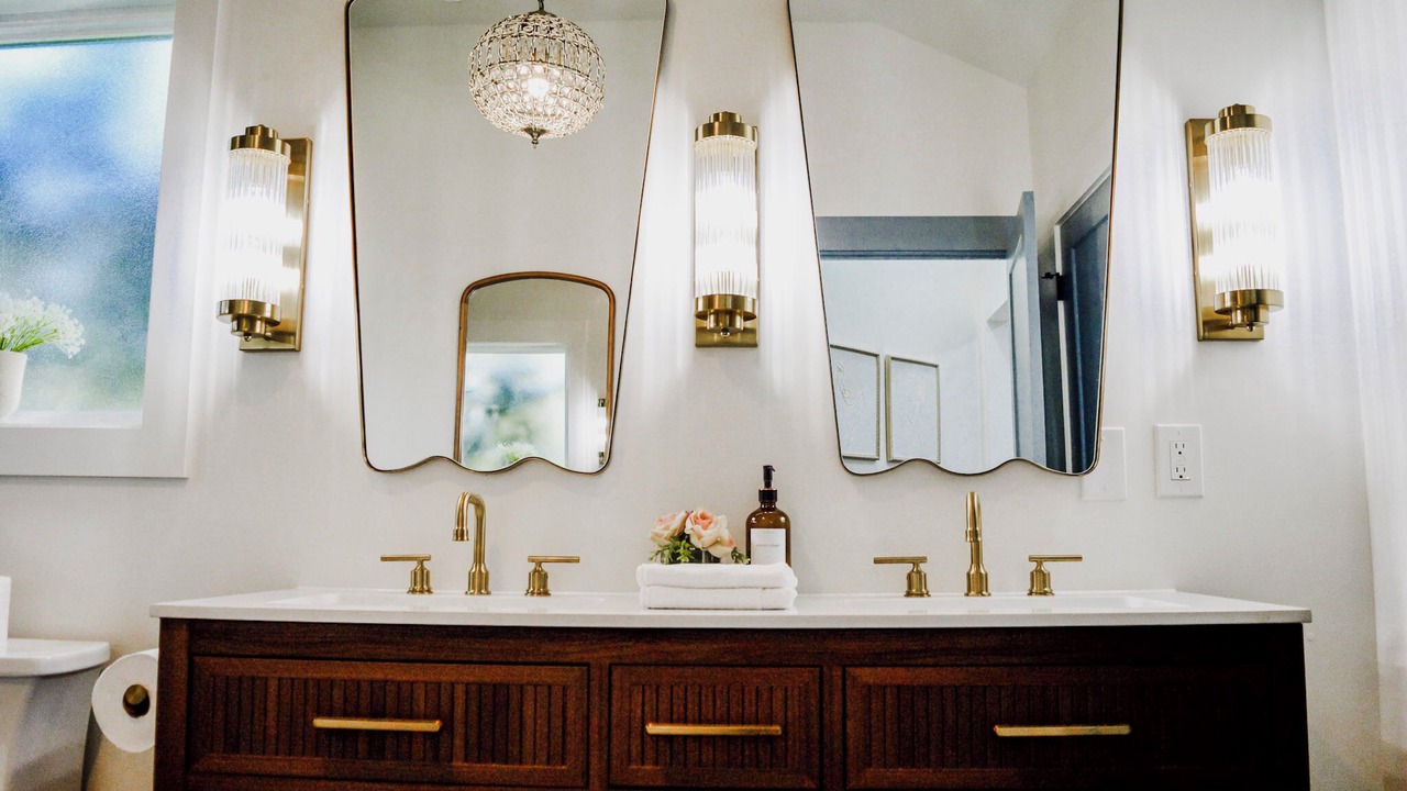 Photo of Bathroom in Six Mile