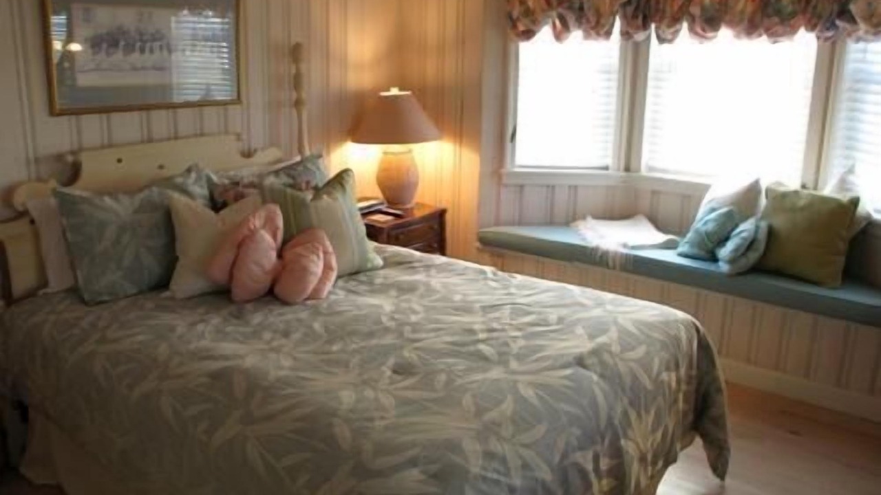 Photo of Bedroom in Inlet Harbour