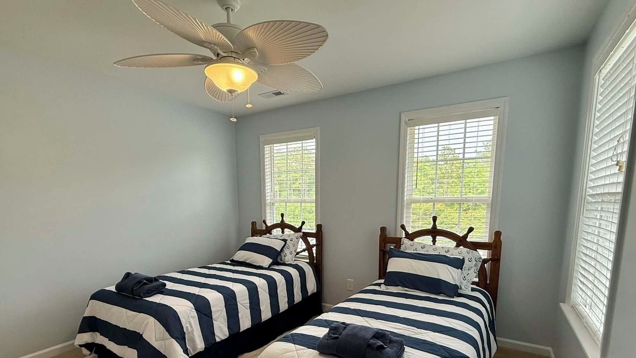 Photo of Bedroom in Cape Carteret