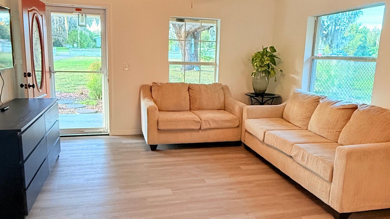 Photo of Livingroom in Sebring