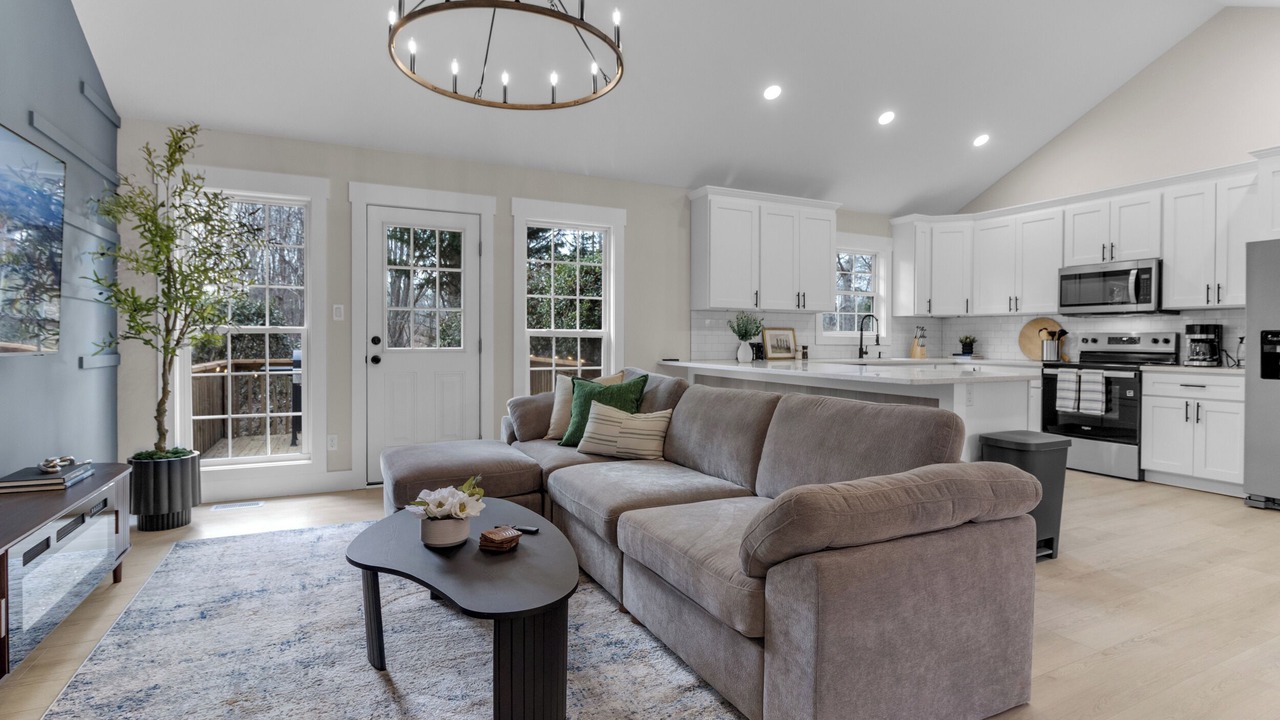 Photo of Livingroom in Boiling Springs