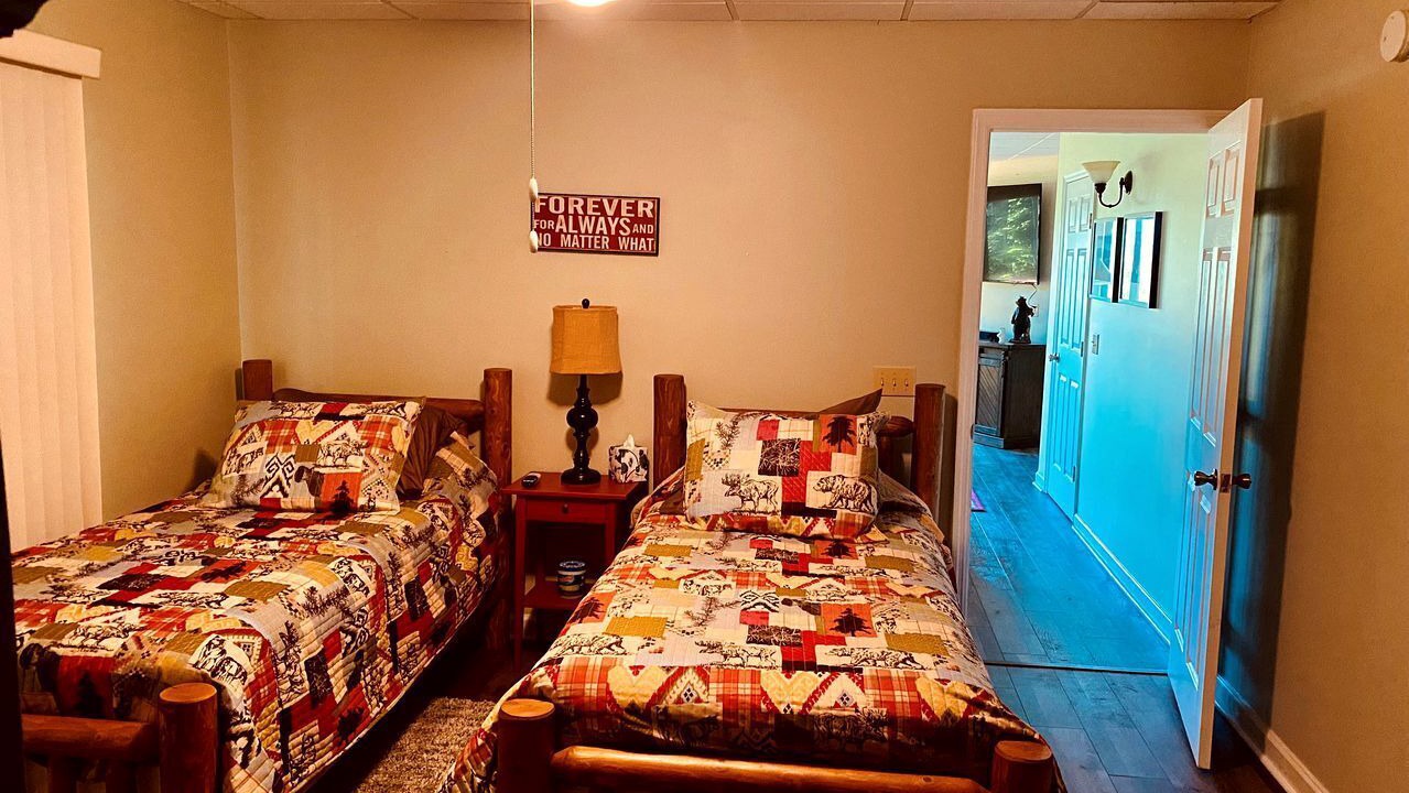 Photo of Bedroom in Santeetlah
