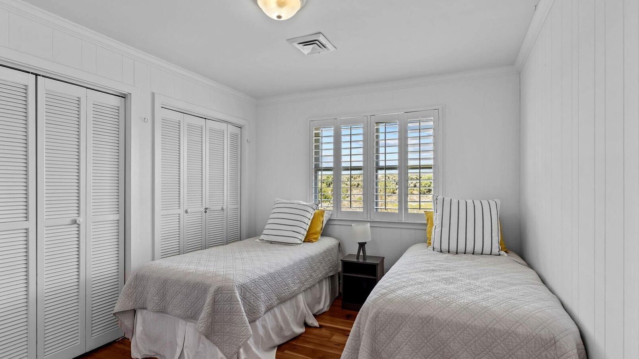 Photo of Bedroom in Atlantic Beach