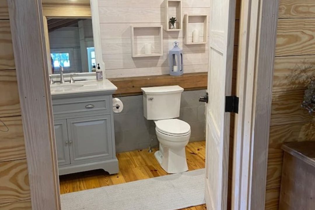 Photo of Bathroom in Daufuskie Island