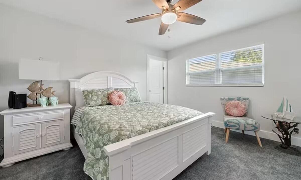 Photo of Bedroom in Riviera Bay