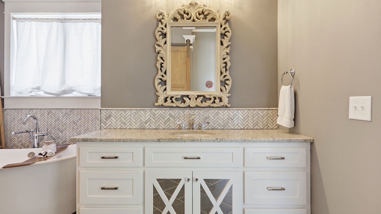 Photo of Bathroom in Lillington