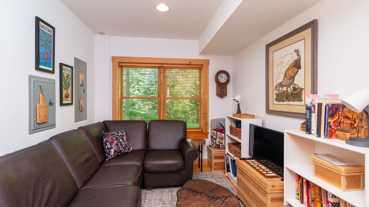 Photo of Livingroom in Tuckasegee